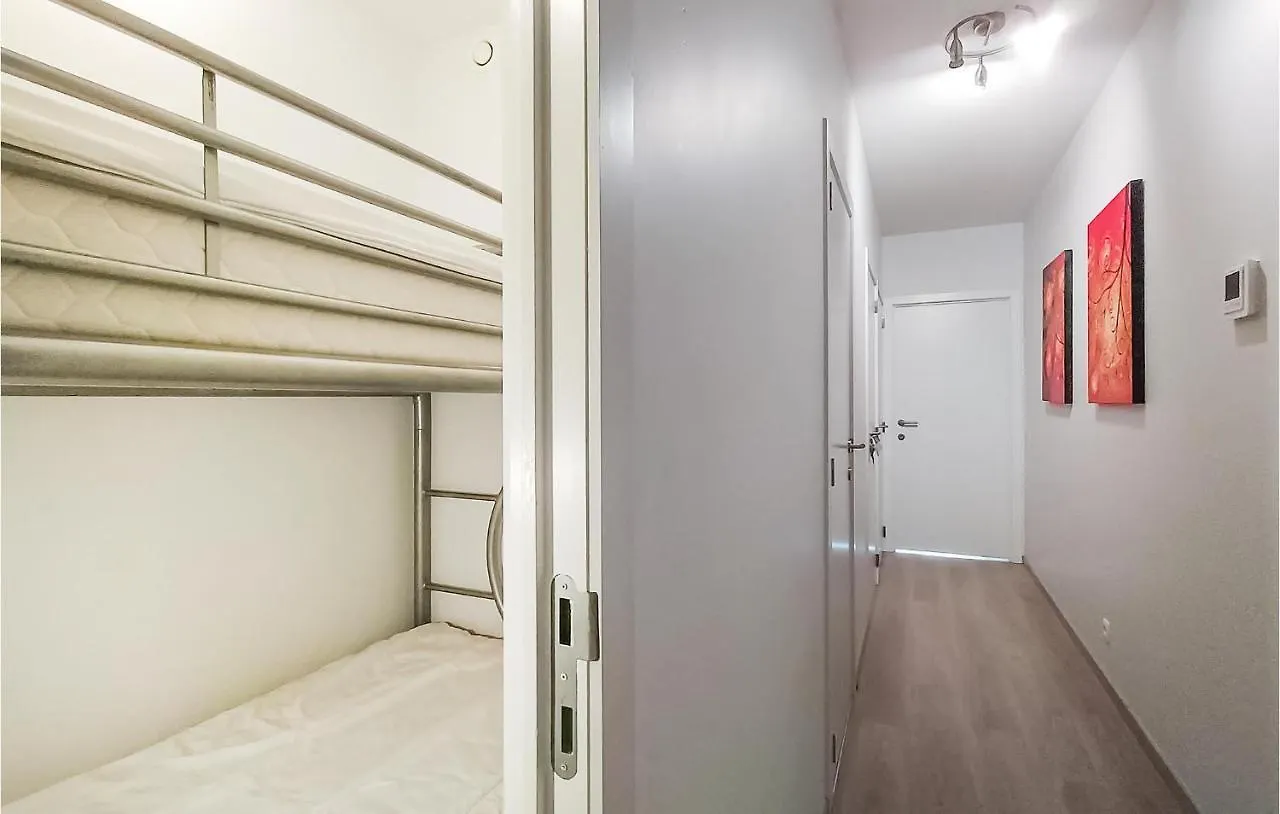 Stunning Apartment In Oostende With Wifi 0*, Ostend